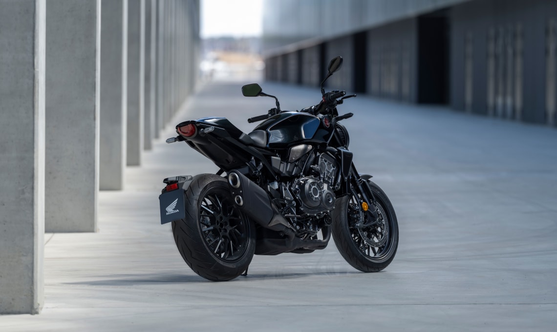 Мотоцикл honda cbr 1000. Смотреть фото Мотоцикл honda cbr 1000. Смотреть картинку Мотоцикл honda cbr 1000. Картинка про Мотоцикл honda cbr 1000. Фото Мотоцикл honda cbr 1000