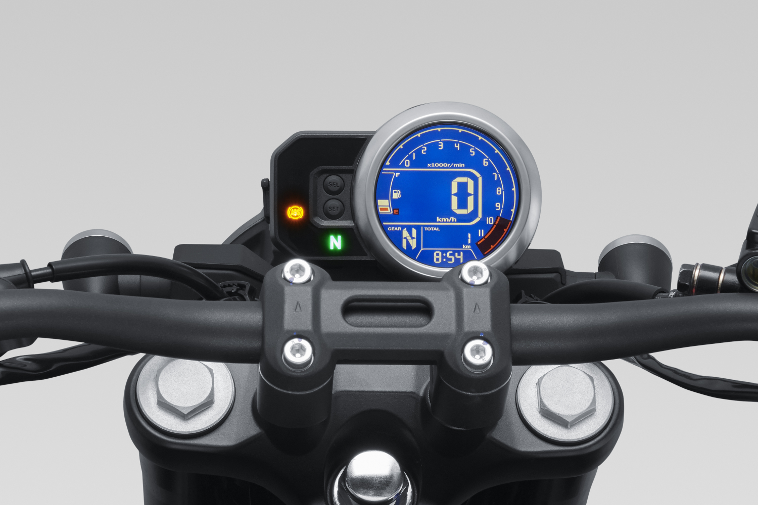 Особенности CB190TR