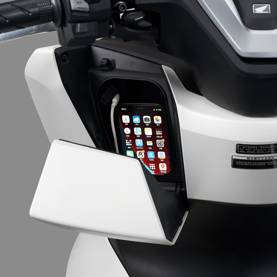 Преимущества PCX160