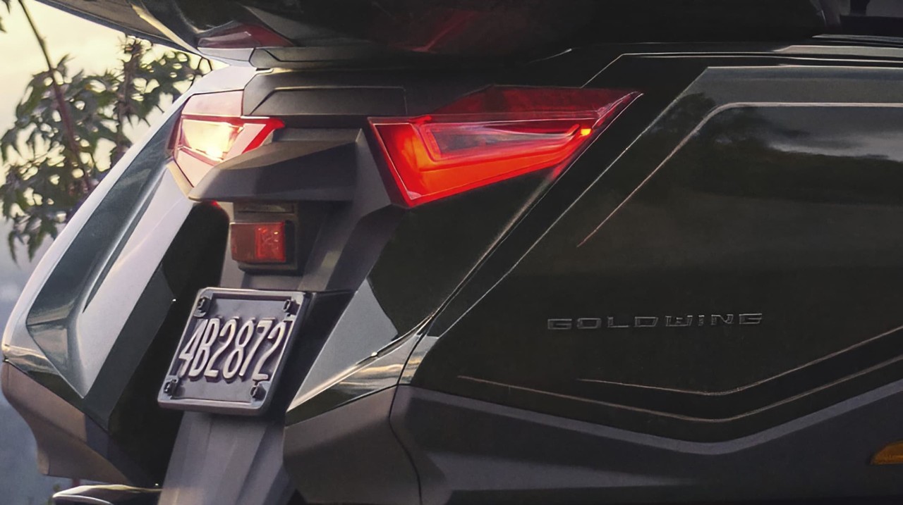 Особенности Gold Wing Tour 2026