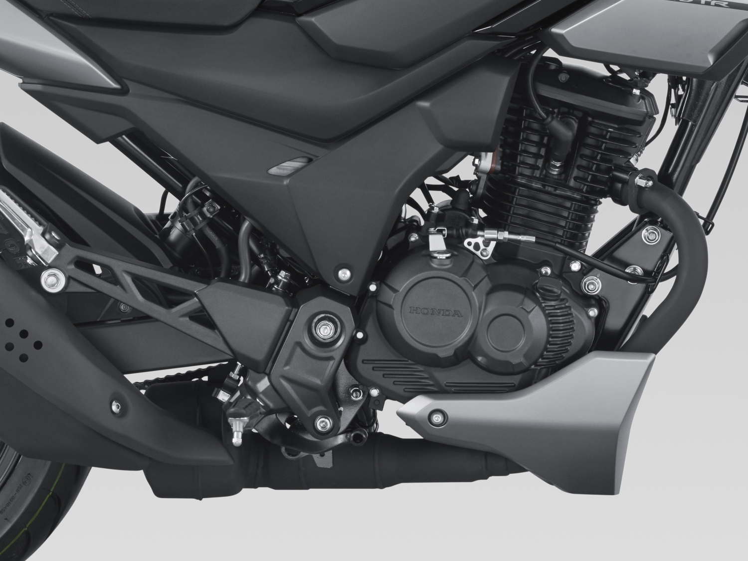 Преимущества CB190TR