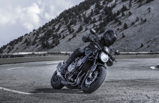 Мотоцикл honda cbr 1000. Смотреть фото Мотоцикл honda cbr 1000. Смотреть картинку Мотоцикл honda cbr 1000. Картинка про Мотоцикл honda cbr 1000. Фото Мотоцикл honda cbr 1000