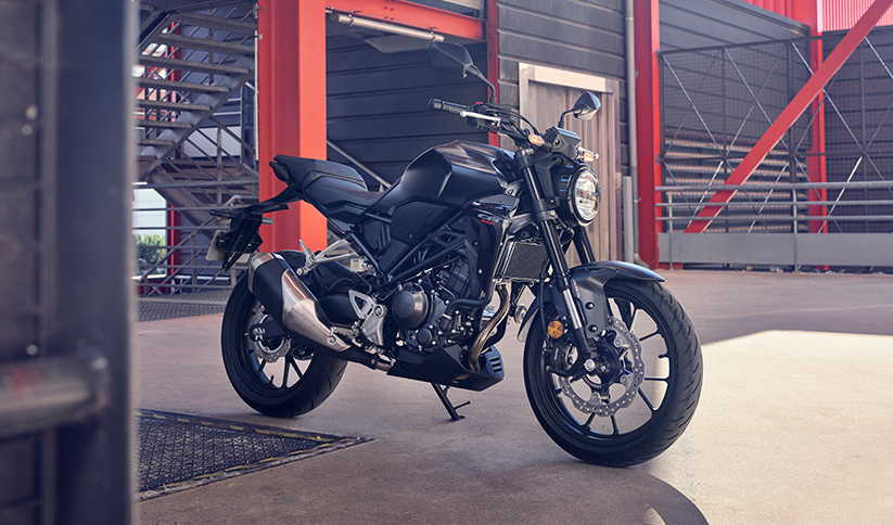 Преимущества CB300R 2022