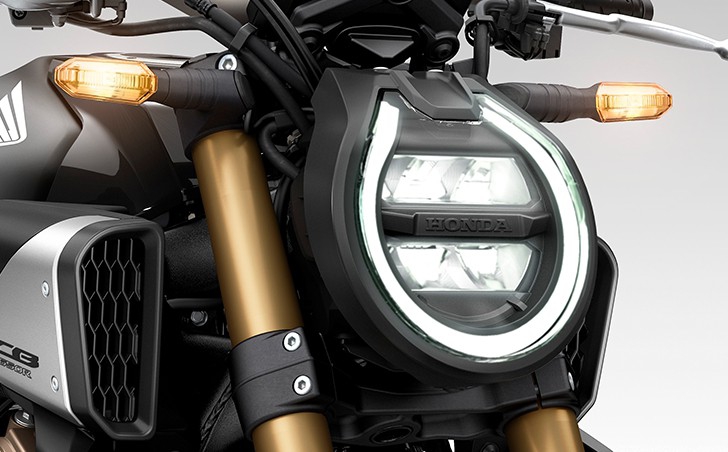 Особенности CB650RA