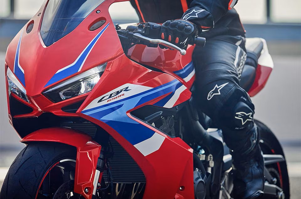2025 CBR 650R ABS