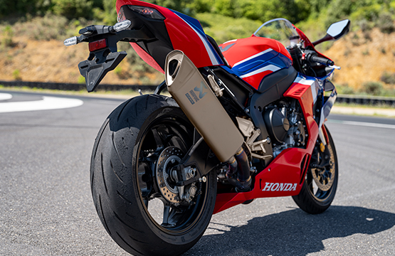 Спортбайк Honda cbr1000rr