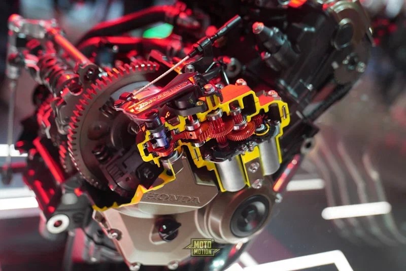 07149b0f-honda-cbr650r-e-clutch_18.jpg